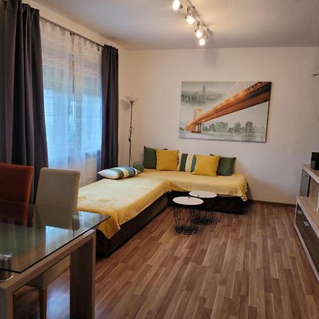 גראץ Zentral Gelegene, Sehr Ruhige Und Helle Wohnung מראה חיצוני תמונה