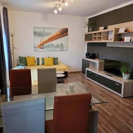 גראץ Zentral Gelegene, Sehr Ruhige Und Helle Wohnung מראה חיצוני תמונה